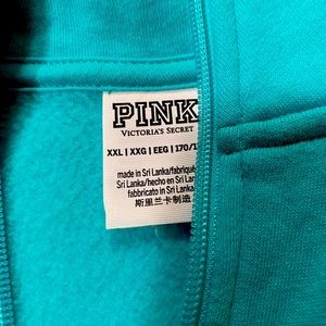 Victoria’s Secret Pull-Over